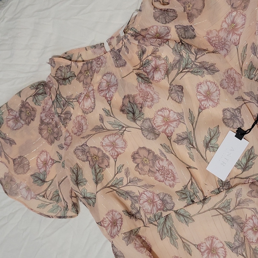 Astr floral dress nwt med
